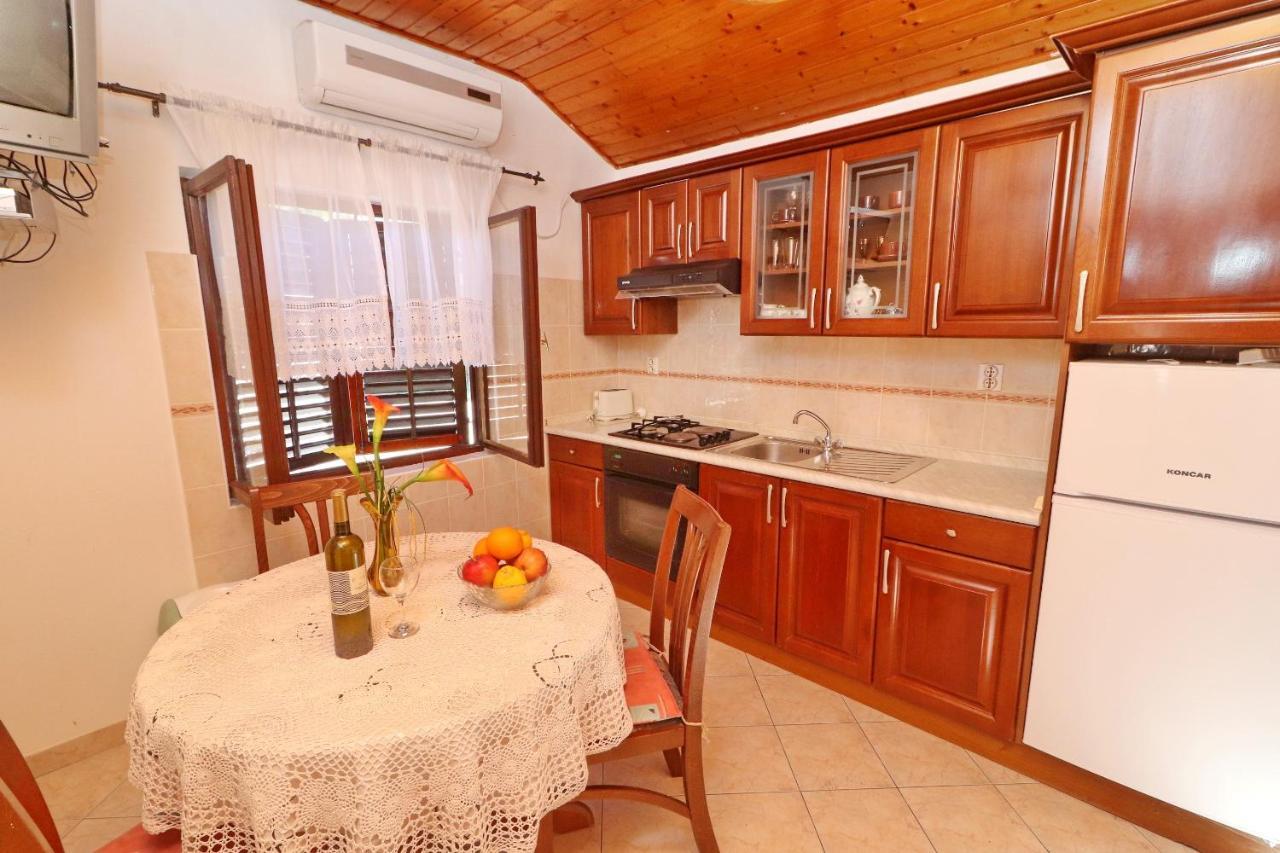 Apartments Peselj Smokvica  Zewnętrze zdjęcie